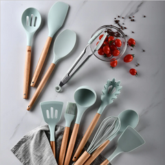 12pcs Silicone Kitchenware Cooking Utensils Set Heat Resistant Non-stick (Random Color)