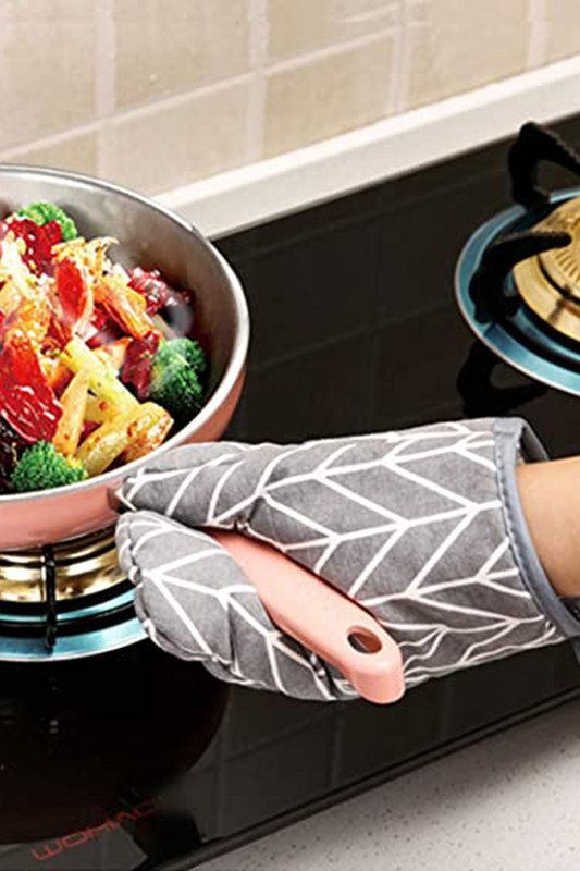 Heat Resistant Gloves Non Stick Anti-slip (Random Print)