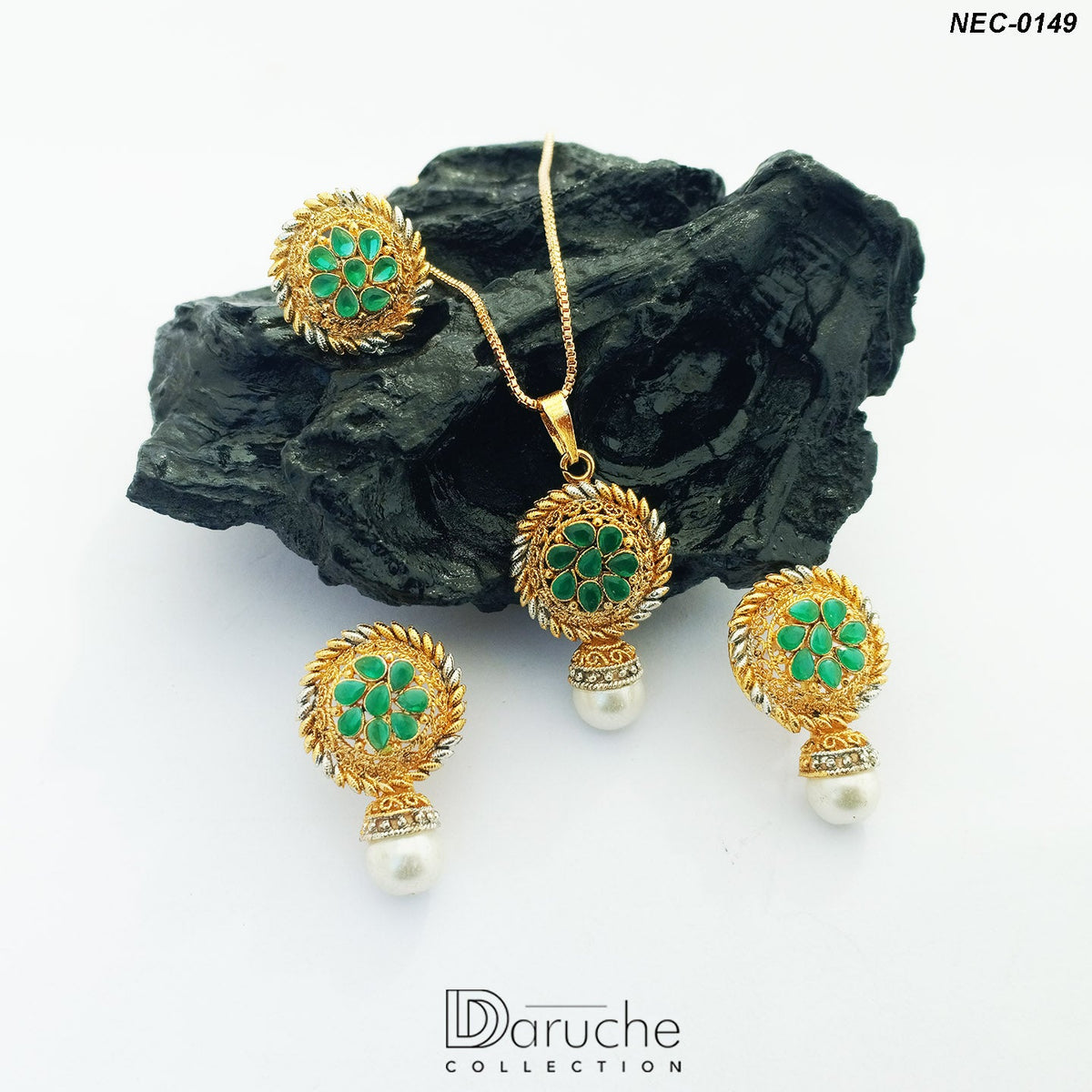 Gold Plated Gemstones Manjoos Necklace Set